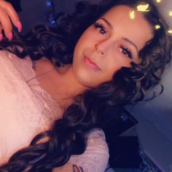 Meet your Posher, Em - Picture 1 of 1